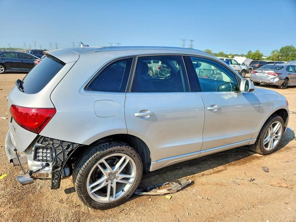2013 AUDI Q5 Premium Plus