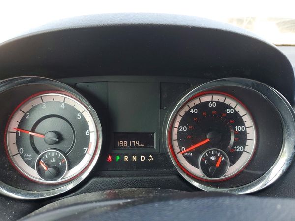 2018 DODGE GRAND CARAVAN SE