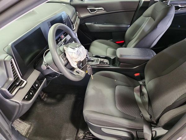 2025 KIA SPORTAGE LX