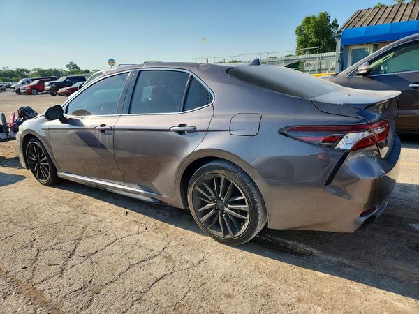 2022 TOYOTA CAMRY XSE