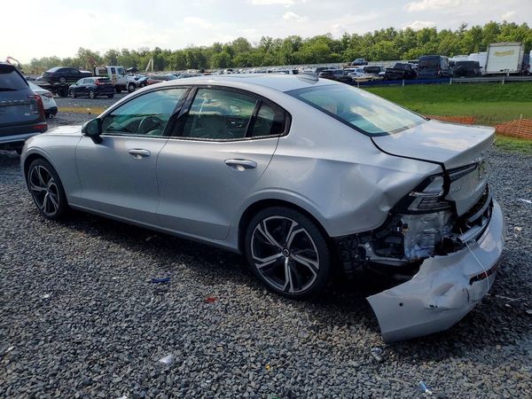 2025 VOLVO S60 Plus Dark