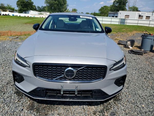 2025 VOLVO S60 Plus Dark