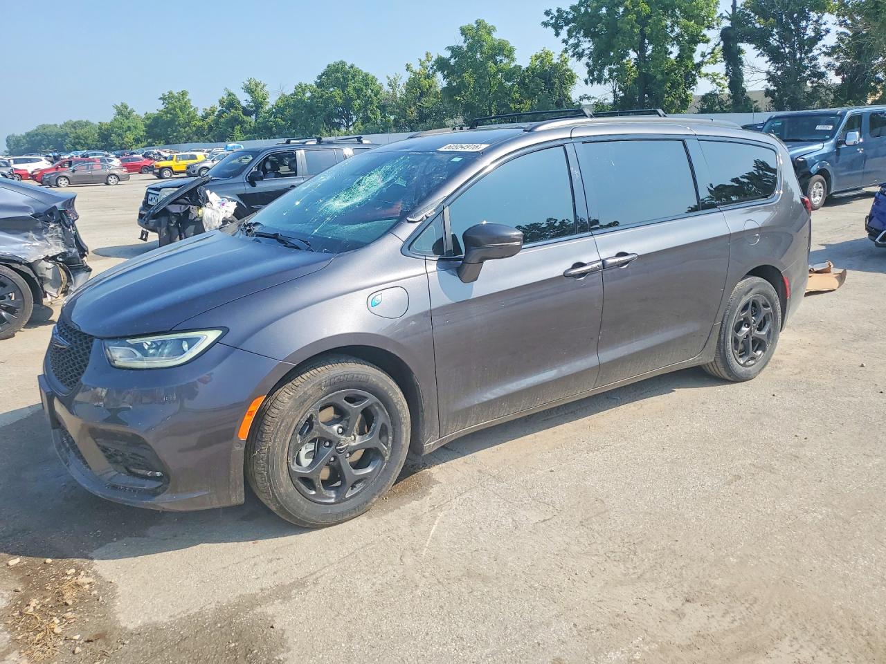 2021 CHRYSLER PACIFICA Limited