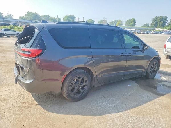 2021 CHRYSLER PACIFICA Limited