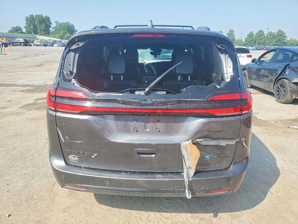2021 CHRYSLER PACIFICA Limited