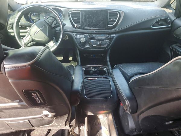 2021 CHRYSLER PACIFICA Limited