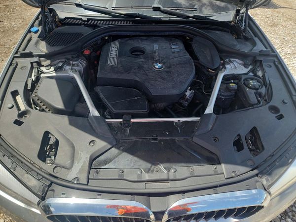 2019 BMW 530