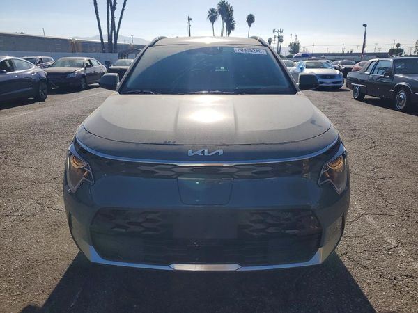 2025 KIA NIRO Wind
