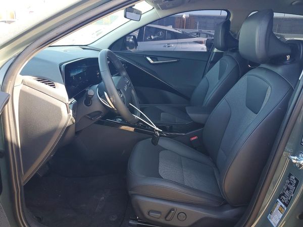 2025 KIA NIRO Wind