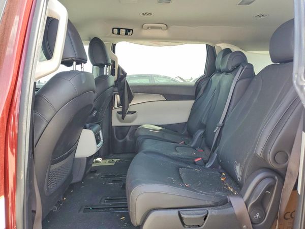 2023 KIA CARNIVAL