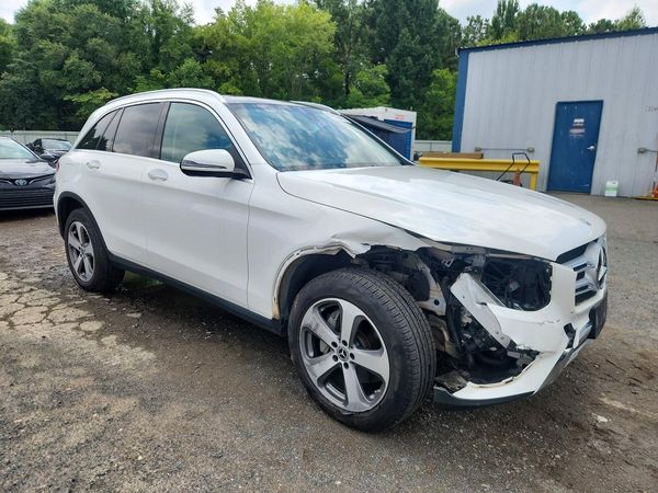 2019 MERCEDES-BENZ GLC GLC300