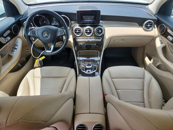 2019 MERCEDES-BENZ GLC GLC300
