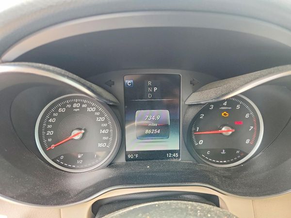 2019 MERCEDES-BENZ GLC GLC300