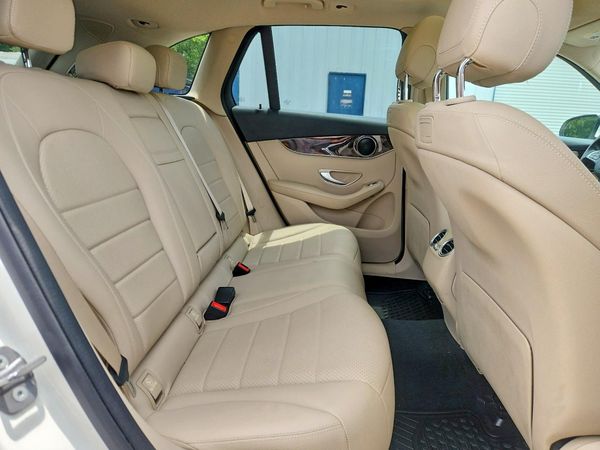 2019 MERCEDES-BENZ GLC GLC300