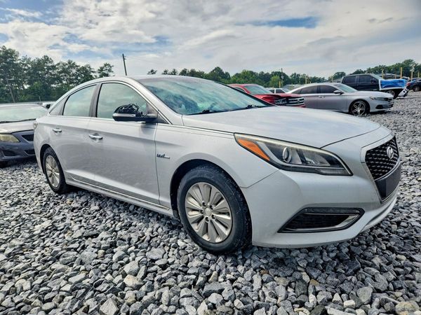 2016 HYUNDAI SONATA GL (Middle-Low)