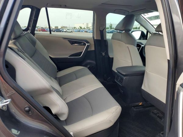 2021 TOYOTA RAV4 Limited HV