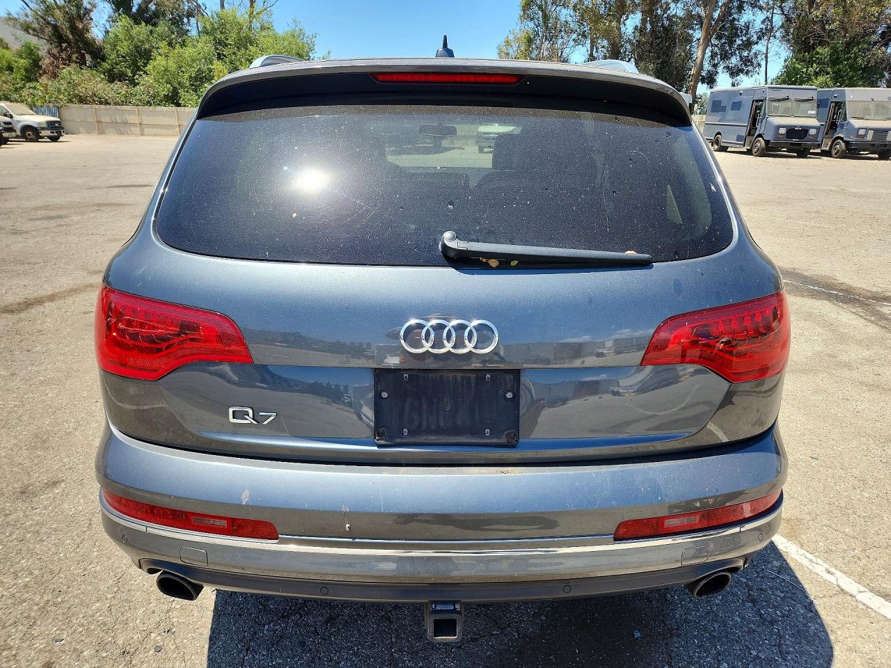 2013 AUDI Q7 Premium Plus