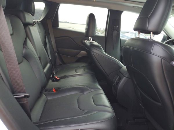 2022 JEEP CHEROKEE