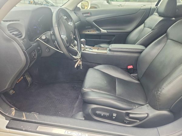 2015 LEXUS IS 250C
