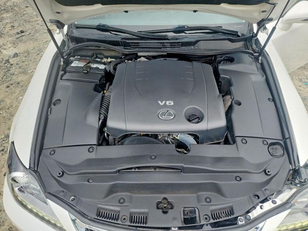 2015 LEXUS IS 250C