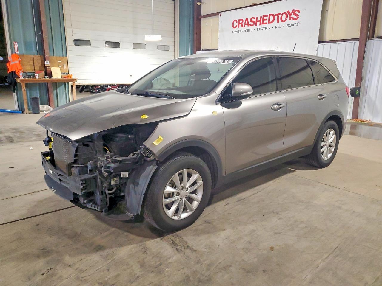 2018 KIA SORENTO L, LX