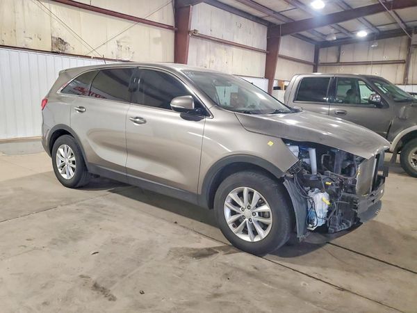 2018 KIA SORENTO L, LX