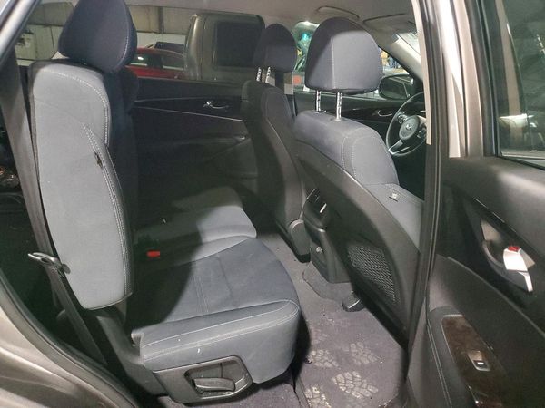2018 KIA SORENTO L, LX