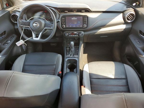 2022 NISSAN KICKS SR