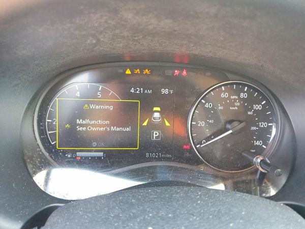 2022 NISSAN KICKS SR