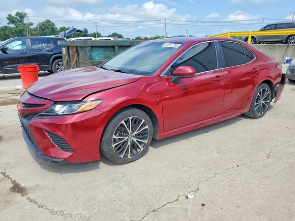 2018 TOYOTA CAMRY