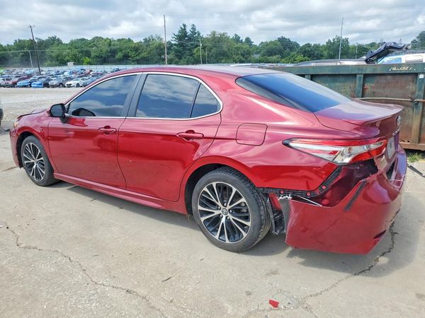 2018 TOYOTA CAMRY