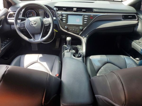 2018 TOYOTA CAMRY