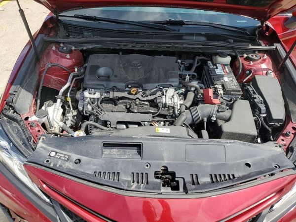 2018 TOYOTA CAMRY