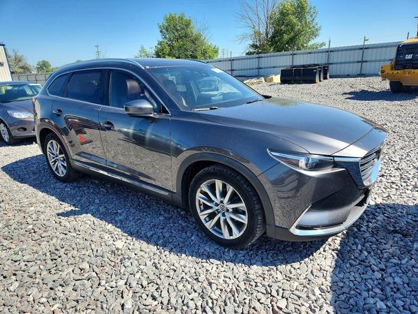 2017 MAZDA CX-9 Signature