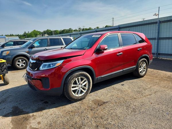 2014 KIA SORENTO Base/ LX