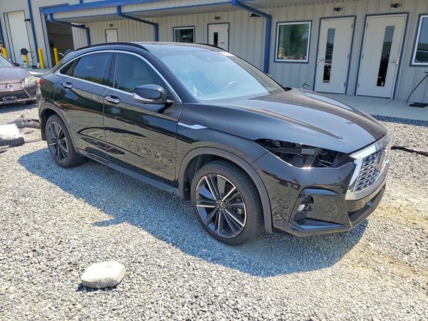 2023 INFINITI QX55 Essential