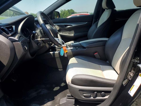 2023 INFINITI QX55 Essential