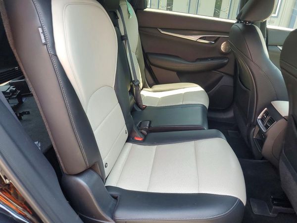 2023 INFINITI QX55 Essential