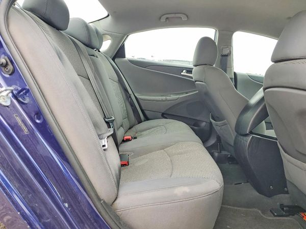 2012 HYUNDAI SONATA Middle-low level