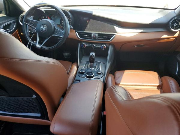 2018 ALFA ROMEO GIULIA TI RWD