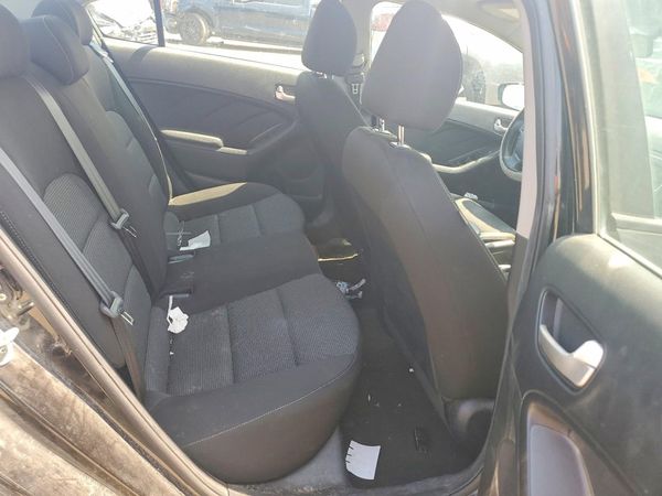 2017 KIA FORTE LX Base