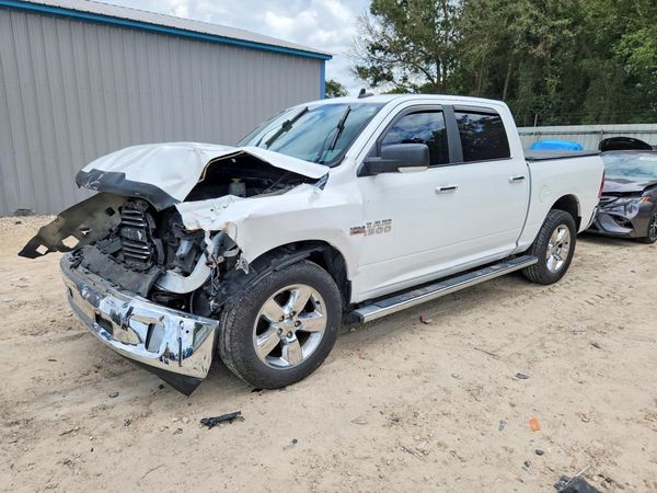 2018 RAM 1500 SLT CREW CAB 4X4