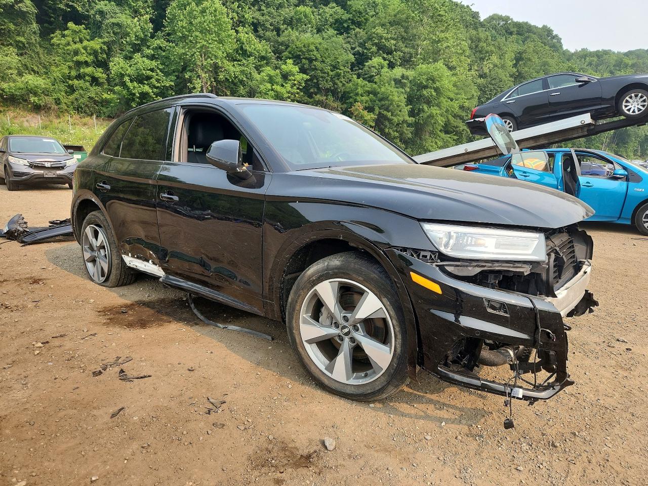 2020 AUDI Q5 quattro Premium