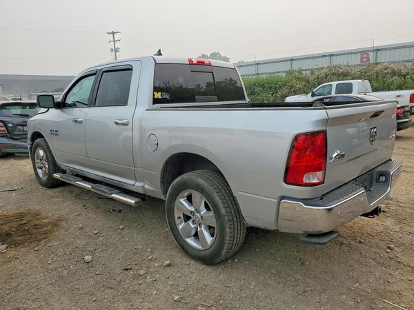 2017 RAM 1500 SLT