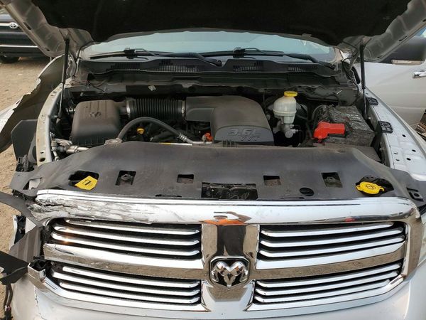 2017 RAM 1500 SLT