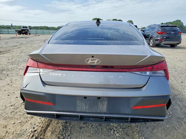 2024 HYUNDAI ELANTRA SEL w/ Convenience Pkg
