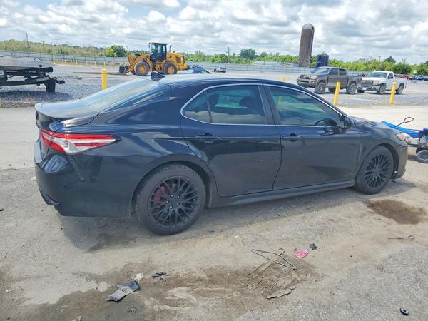 2020 TOYOTA CAMRY