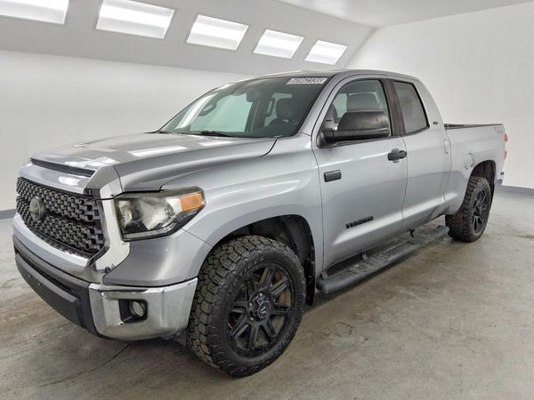 2020 TOYOTA TUNDRA SR5 Grade