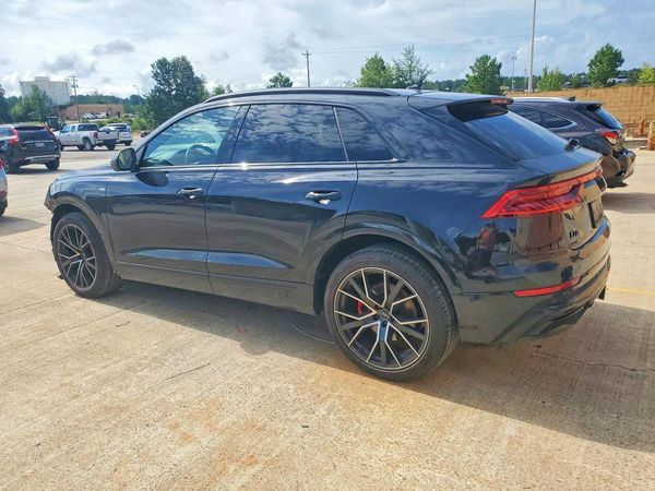 2021 AUDI Q8 S Line quattro Prestige