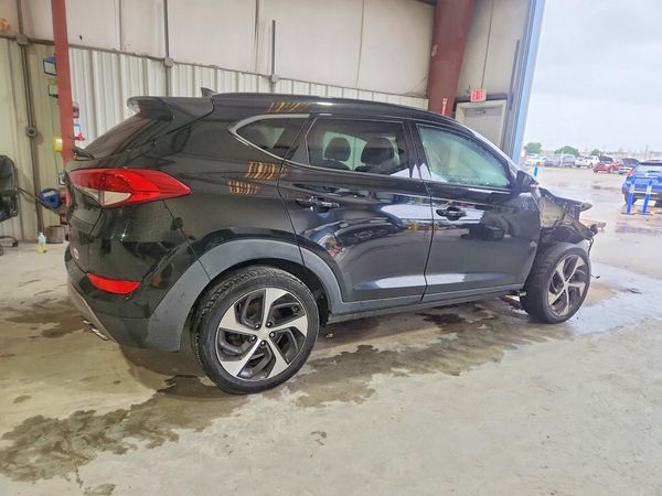 2018 HYUNDAI TUCSON